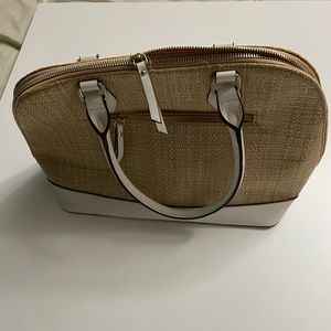 Purse. George brand. Hardly used